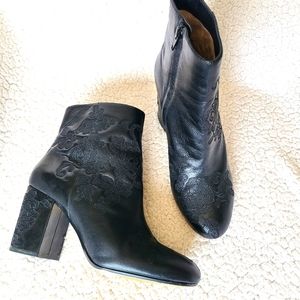 Michael MK - Claire - black leather block heel boots